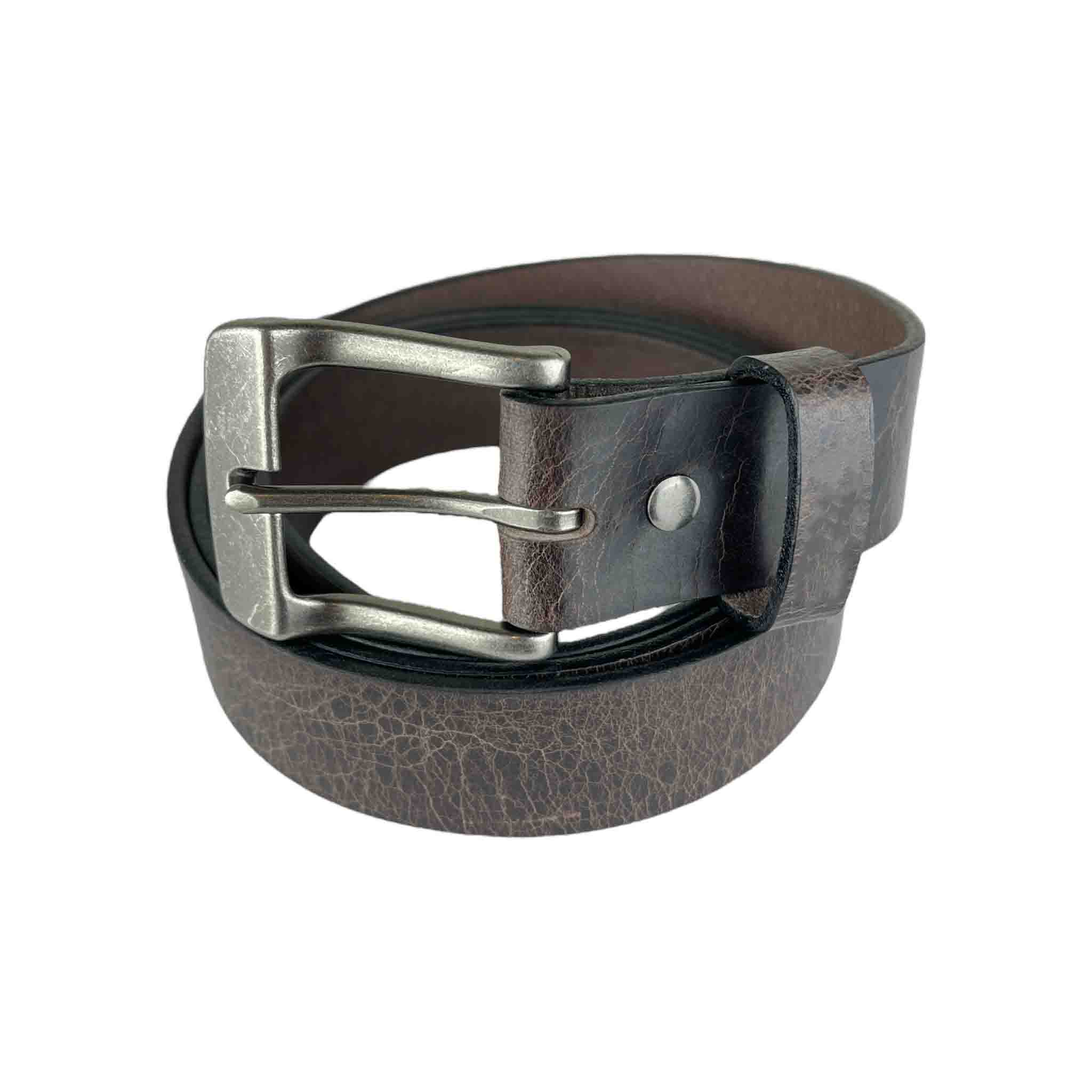 Introducing BAD&G CUSTOMS premium 1.5" Water Buffalo Leather Belts – a fusion of timeless craftsmanship and rugged elegance. Handcrafted with care, each belt showcases the unique character and durability of genuine water buffalo leather, known for its exceptional strength and natural grain patterns.